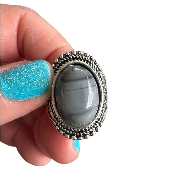 Vintage Boho Silver and Marbled Gray Stone - Picture 4 of 5
